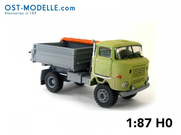IFA W50LA ND 3-Seitenkipper hoher Bordwand offener Plane